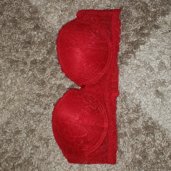 Bra - Picture 1 of 2